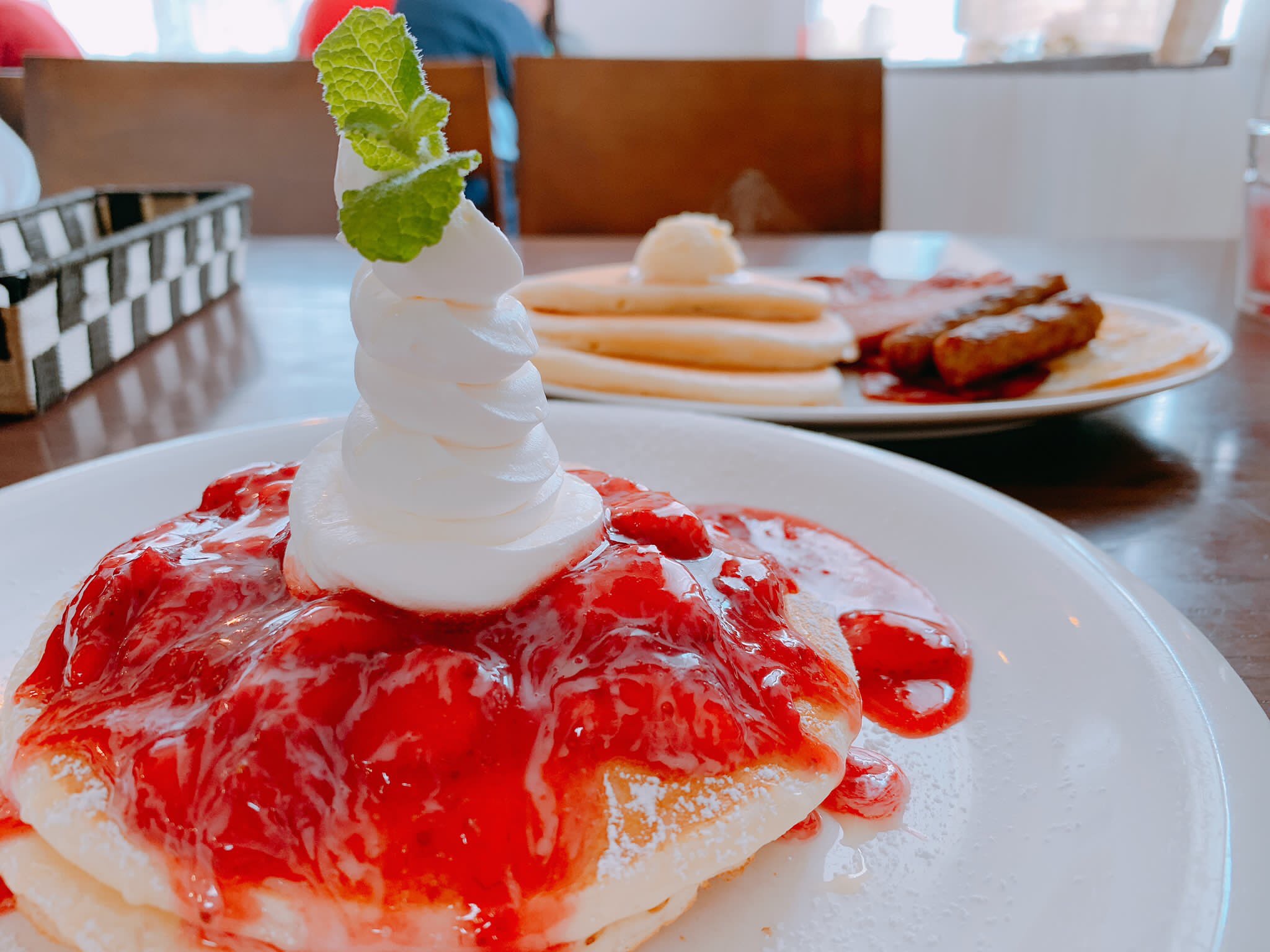 ヤッケブースでパンケーキ 公式 家族連れに優しい ホテルオーシャン那覇国際通り